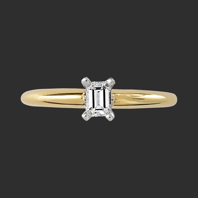 Emerald Cut Diamond Solitaire