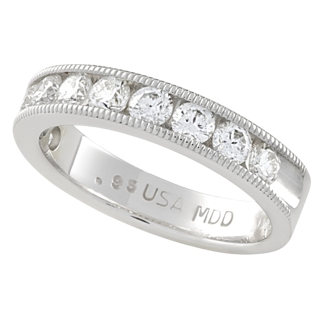 MACHINE SET MILGRAIN DIAMOND BAND WITH 15 DIAMONDS