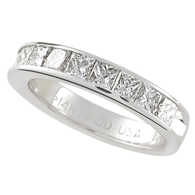 1o Princess Cut Diamond Machine Set Band