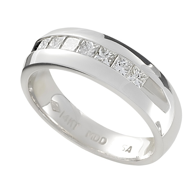 Seven Princess Cut Diamond Men's Band