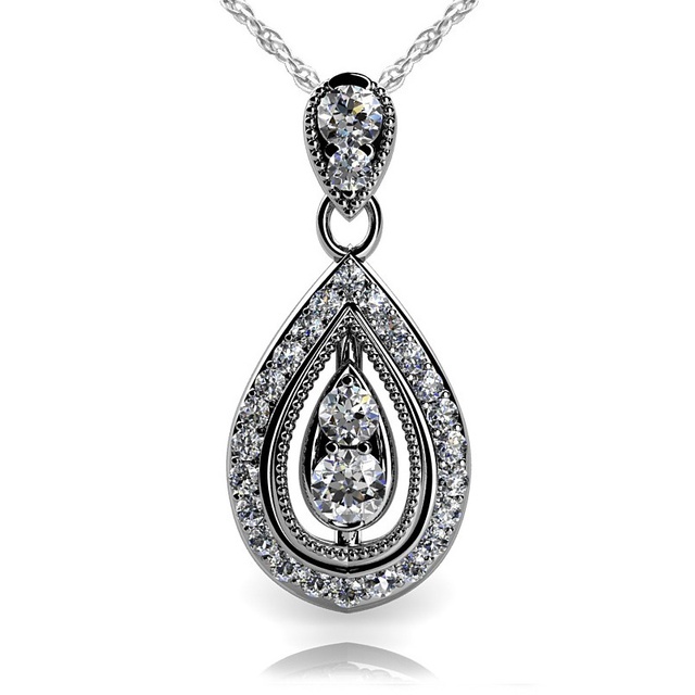 PEAR SHAPED DIAMOND HALO PENDANT