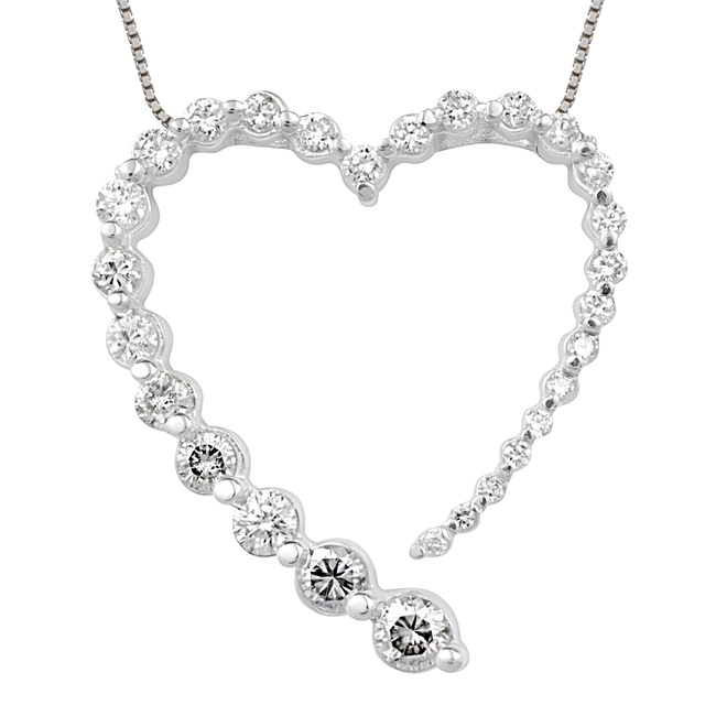 Graduated Diamond Heart Shaped Pendant