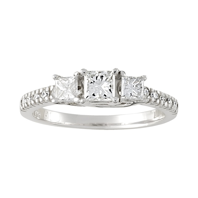 Three Stone Princess Cut Diamond With Side Diamonds with Lucida / Trellis Head