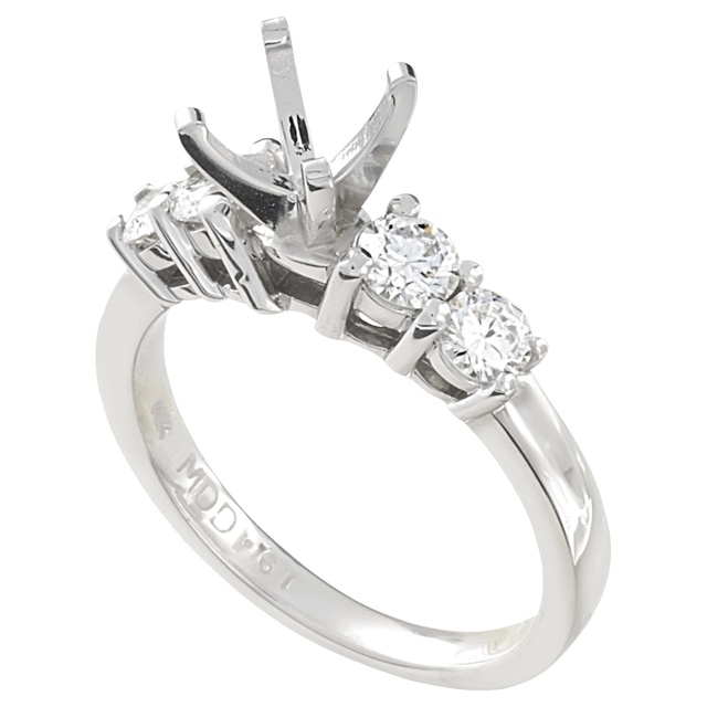 Lady's Round Diamond Semi Mount With A Peg Head