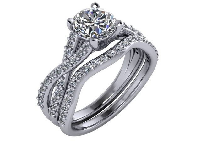 DIAMOND ENGAGEMENT RING